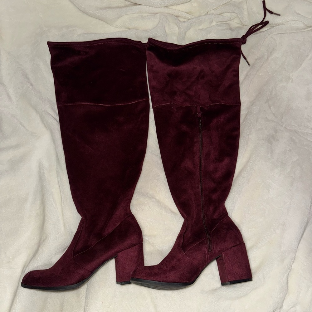 High heel boots